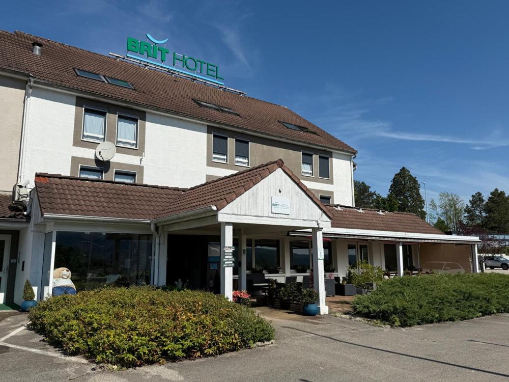 Brit Hotel Besancon L'Horloge Exterior foto